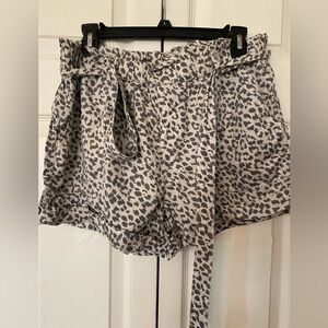 Aerie Shorts sz Large